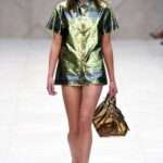 moda mujer burberry primavera 2013 2