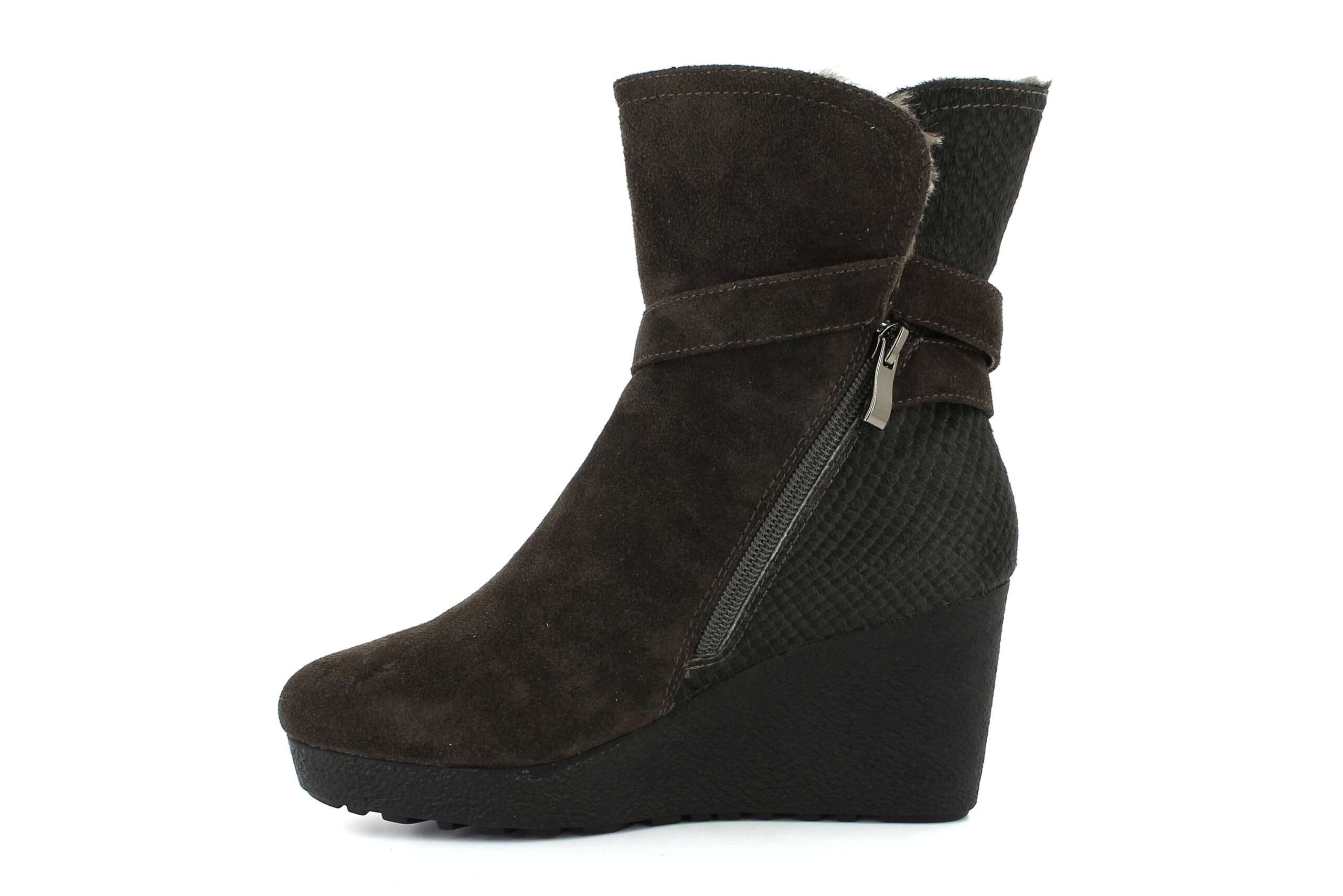 botas con plataforma scaled